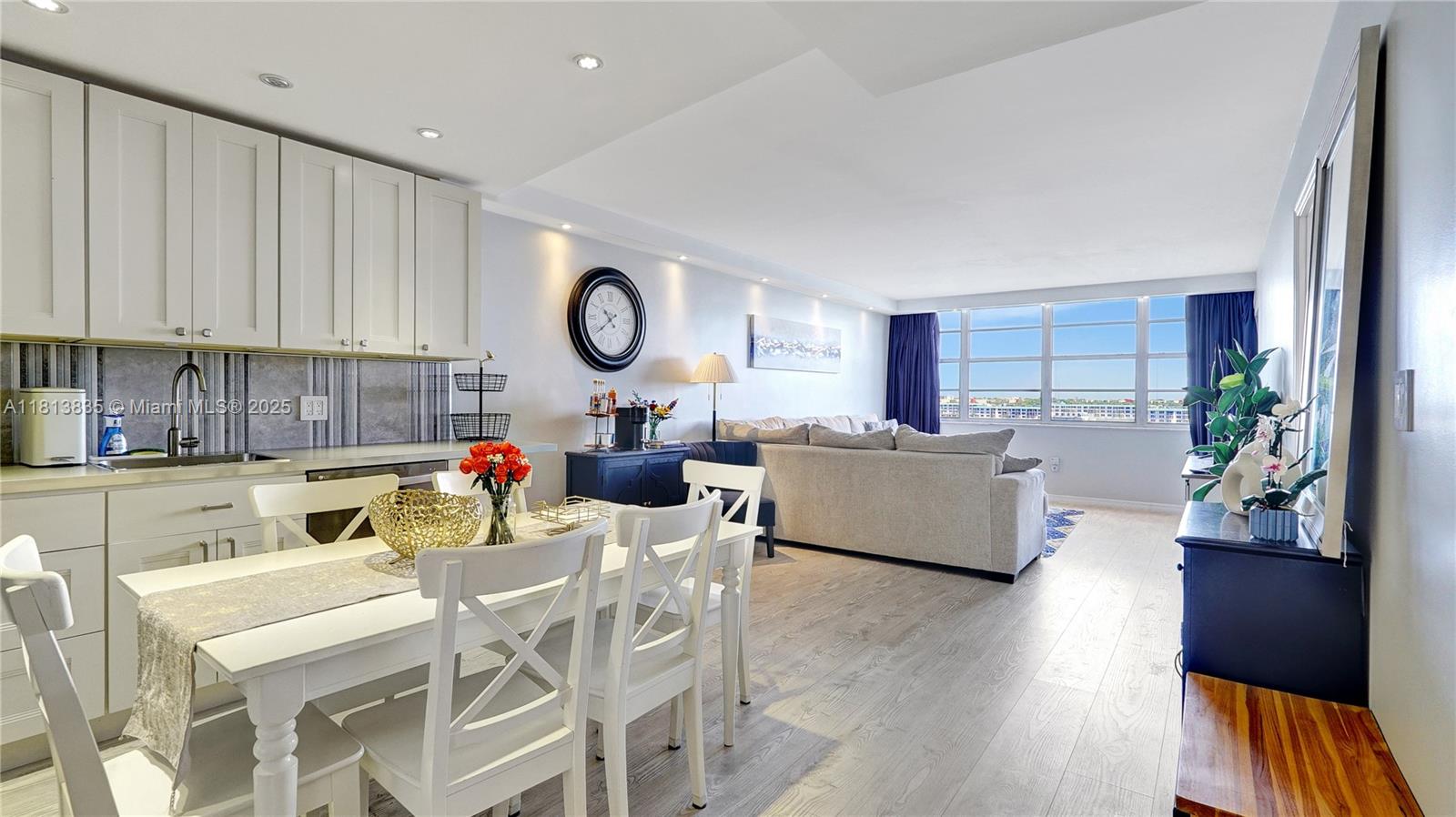 BUCKLEY TOWERS CONDO - EA - Residential
