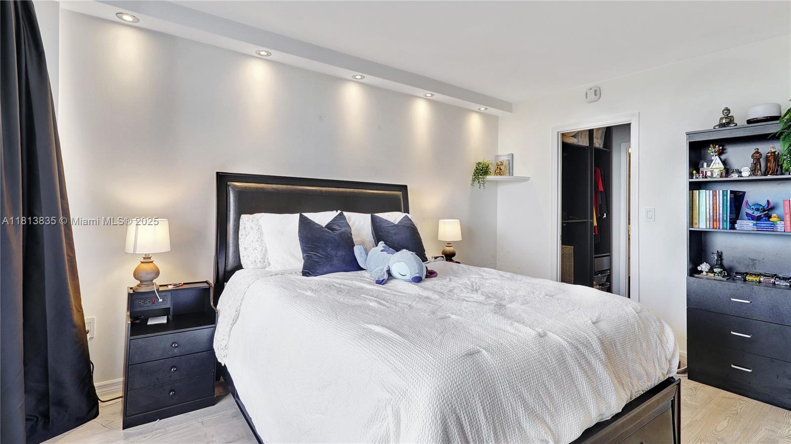 BUCKLEY TOWERS CONDO - EA - Residential