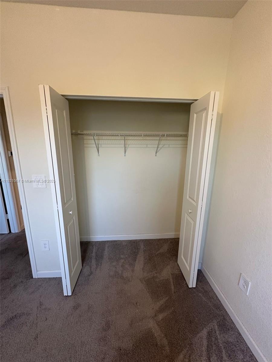 AQUABELLA NORTH - Residential Lease