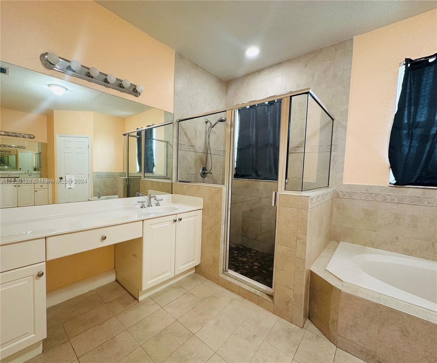 CAMINO REAL ESTATES 1ST A - Residential