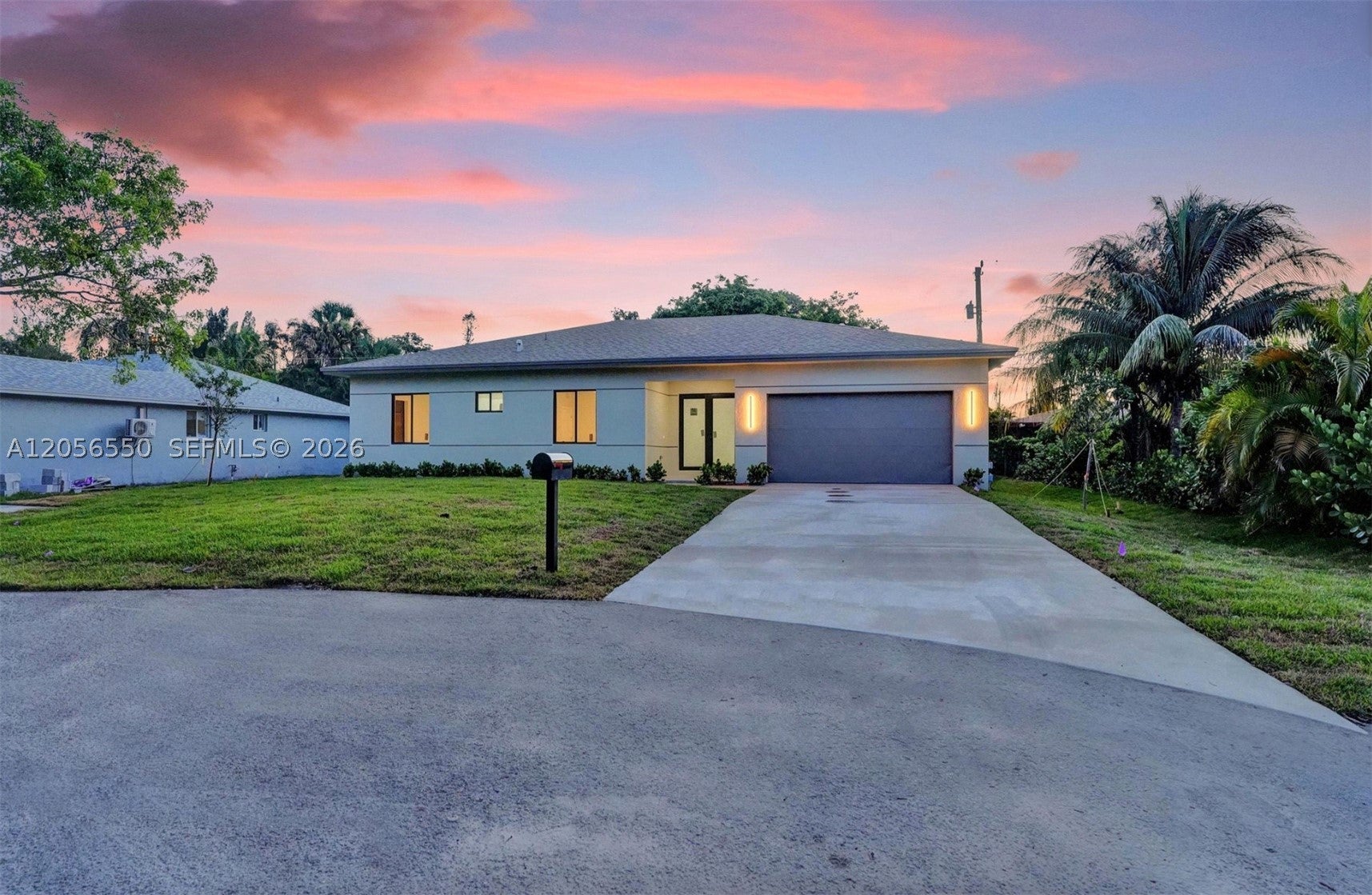 2445 SW 43rd Ter