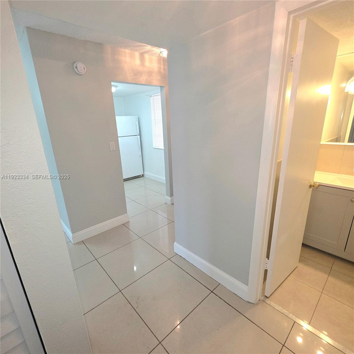 NEW WORLD CONDO APTS II - Residential Lease