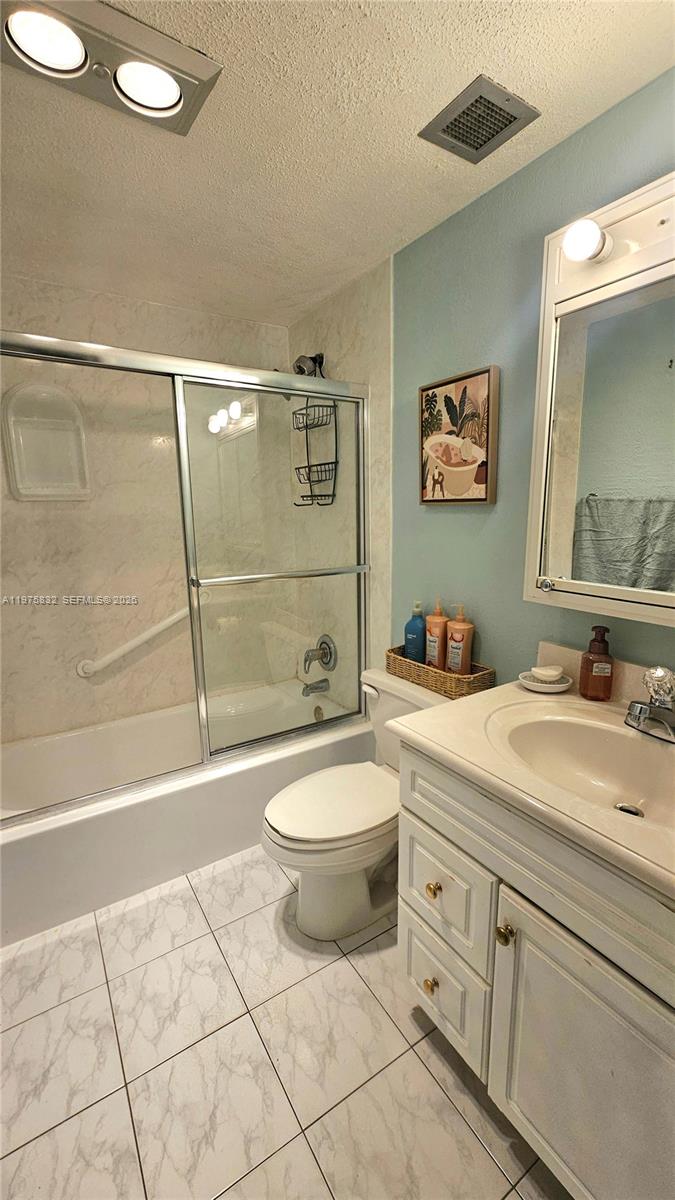 HEMISPHERES CONDO - Residential Lease