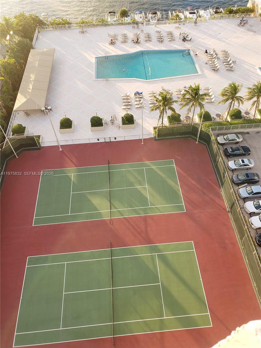 HEMISPHERES CONDO - Residential Lease