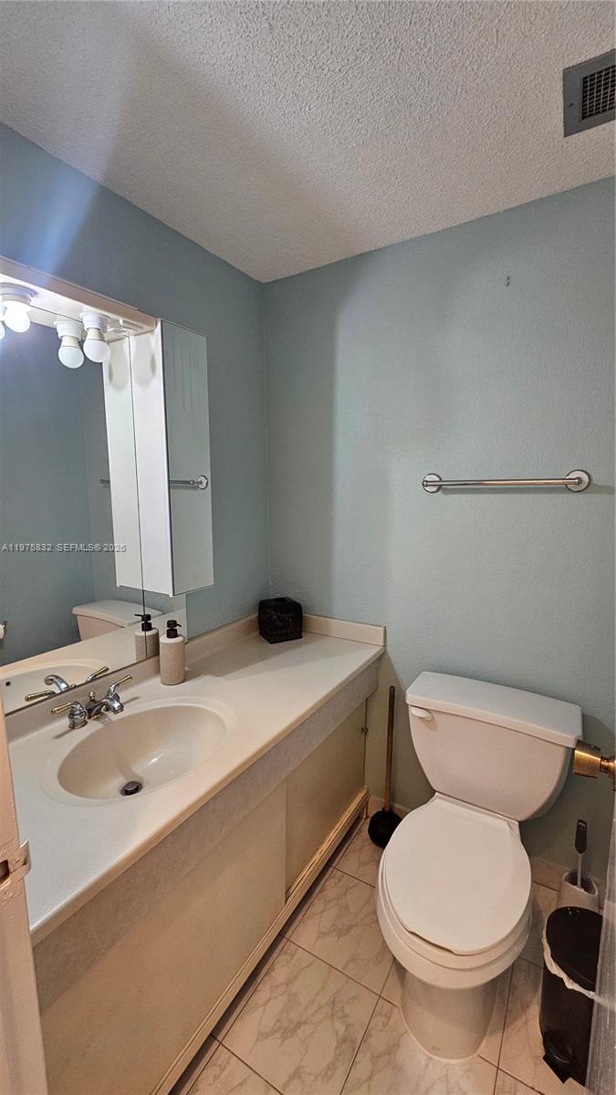 HEMISPHERES CONDO - Residential Lease