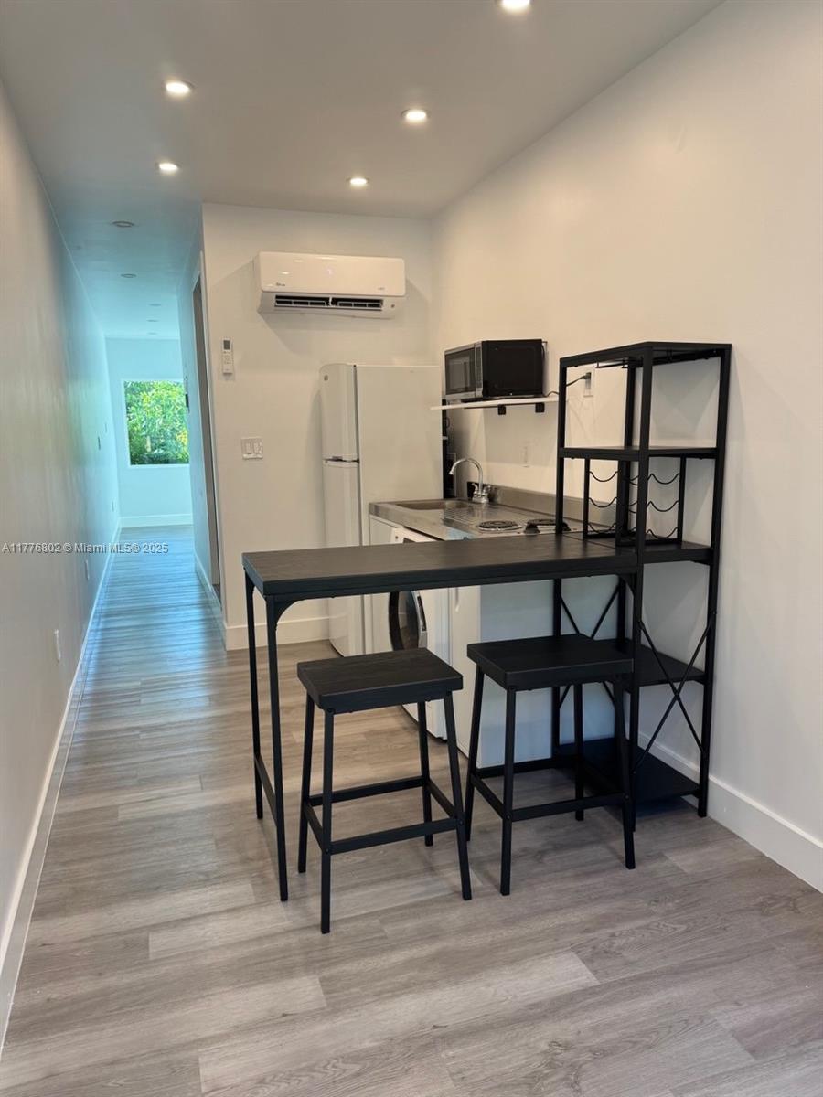 Rental Property at 5800 Sw 122nd Ave A, Miami, Broward County, Florida - Bedrooms: 1 
Bathrooms: 1  - $1,500 MO.