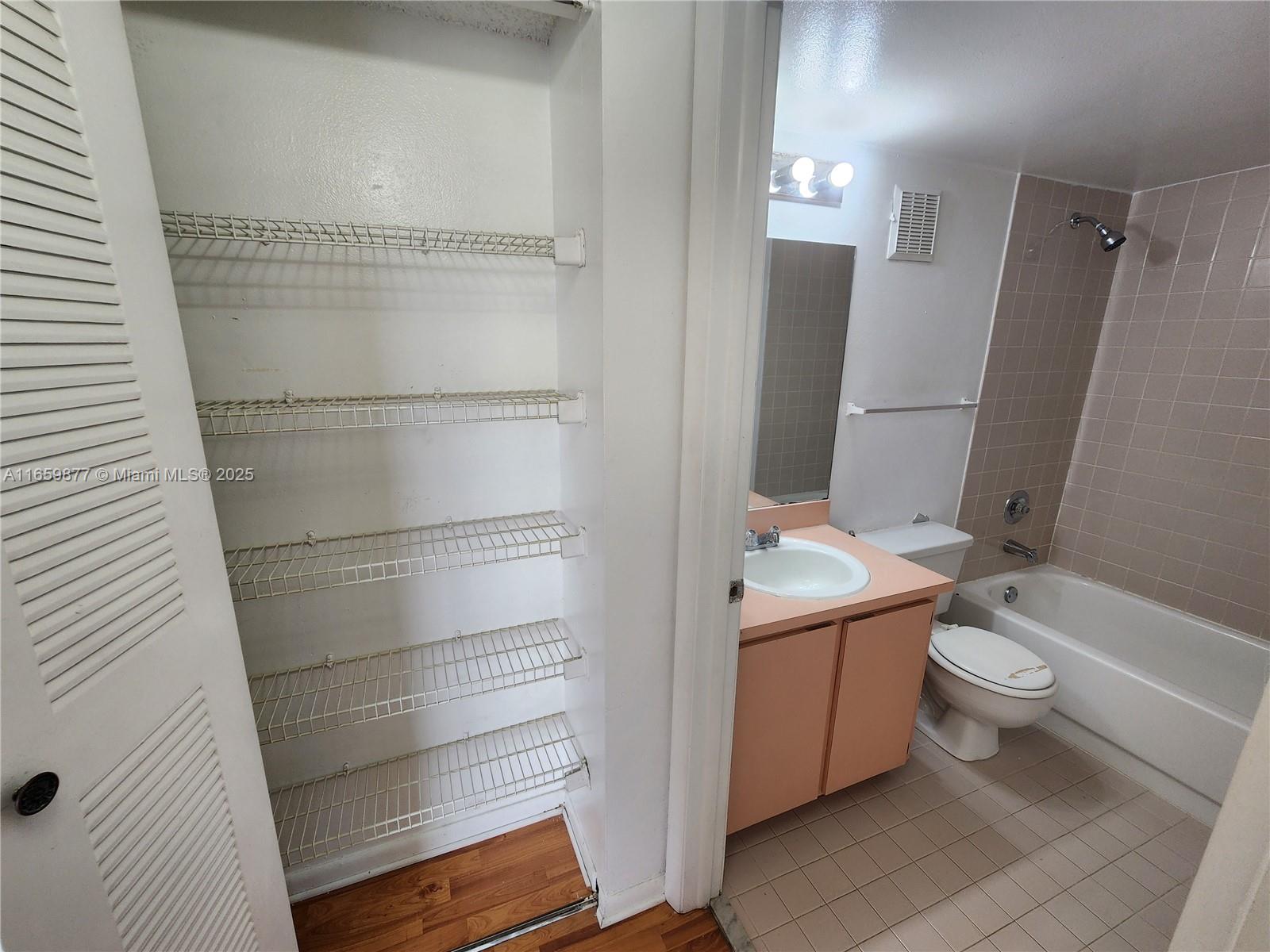 SAGA BAY GARDENS CONDO - Residential