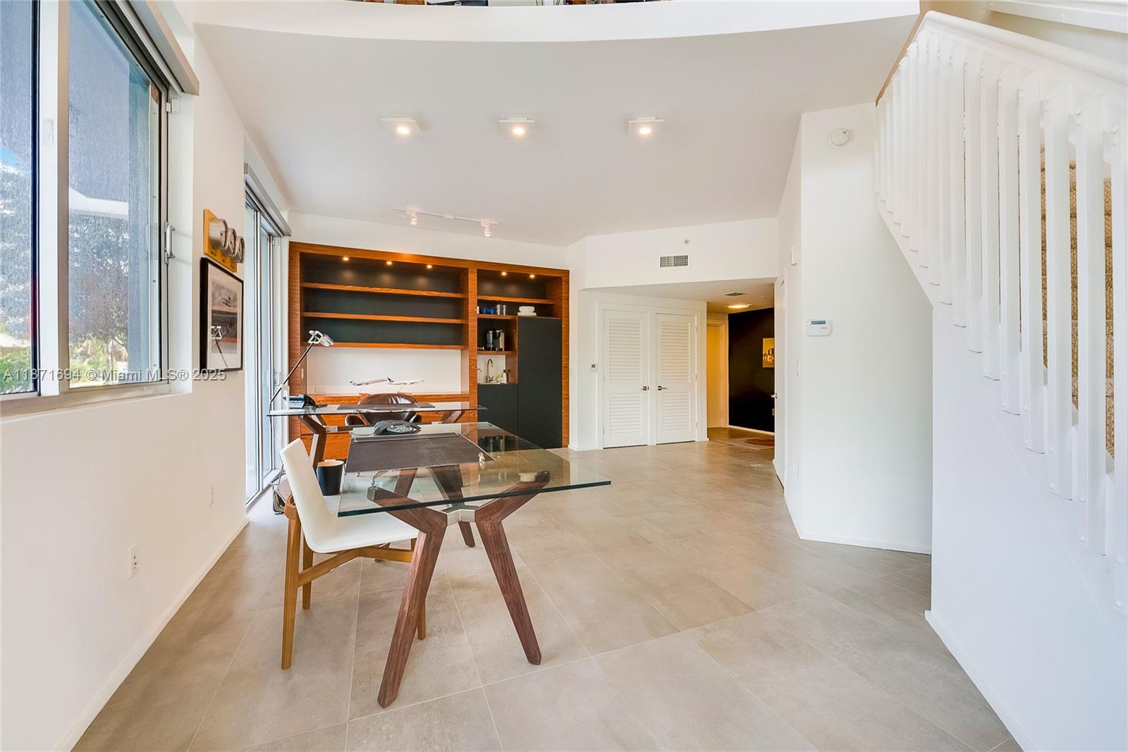 3339 Virginia Street 120