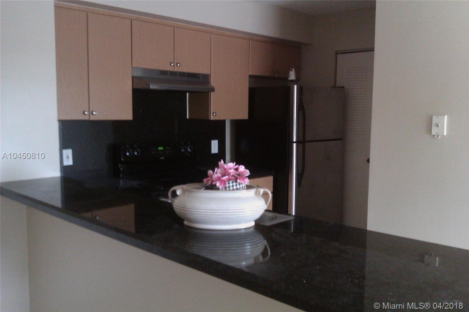 HOLLYWOOD PARC CONDO - Residential Lease