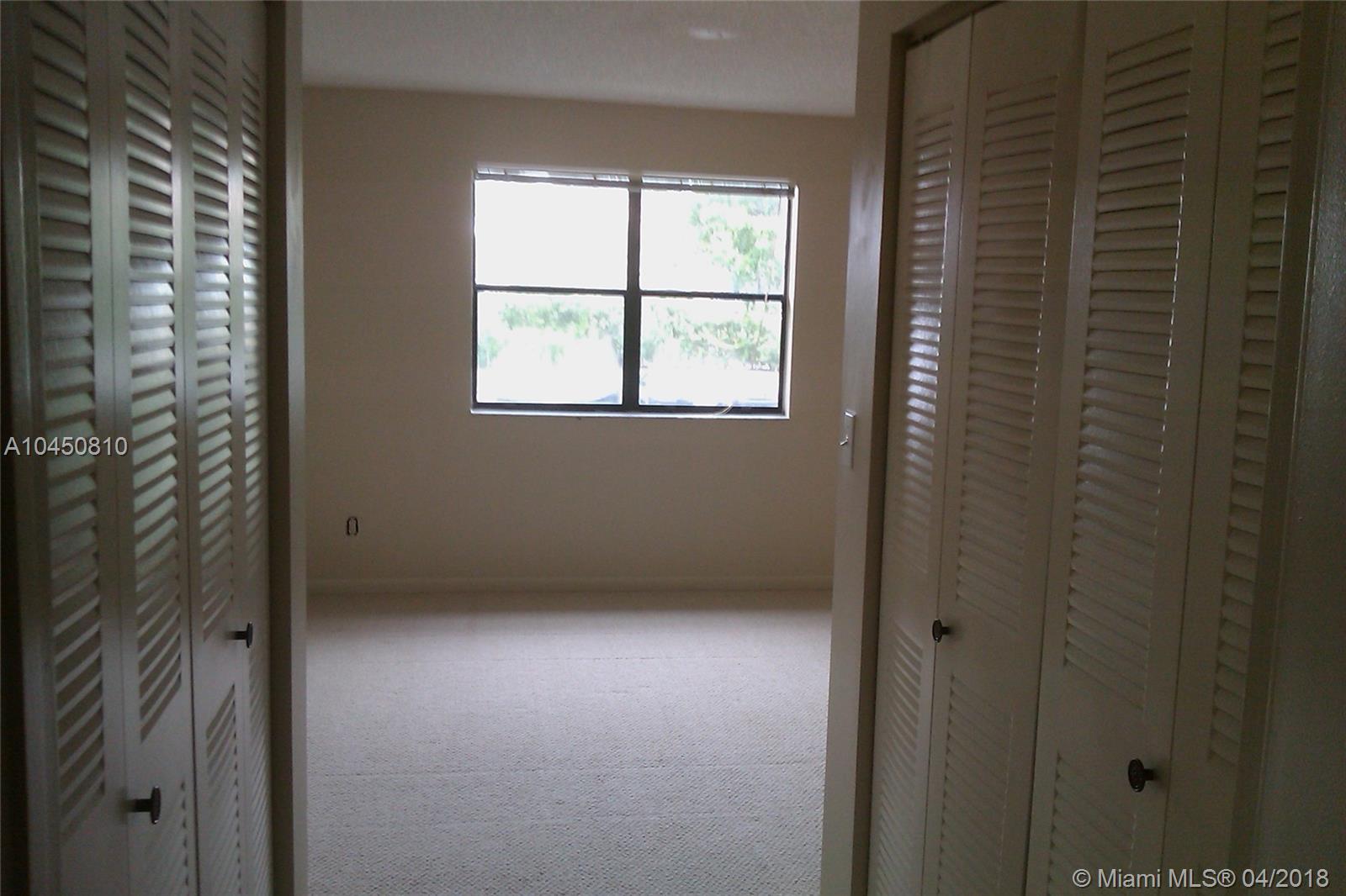 HOLLYWOOD PARC CONDO - Residential Lease