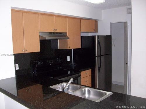 HOLLYWOOD PARC CONDO - Residential Lease