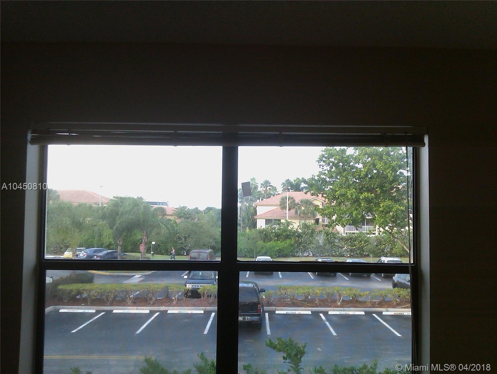 HOLLYWOOD PARC CONDO - Residential Lease