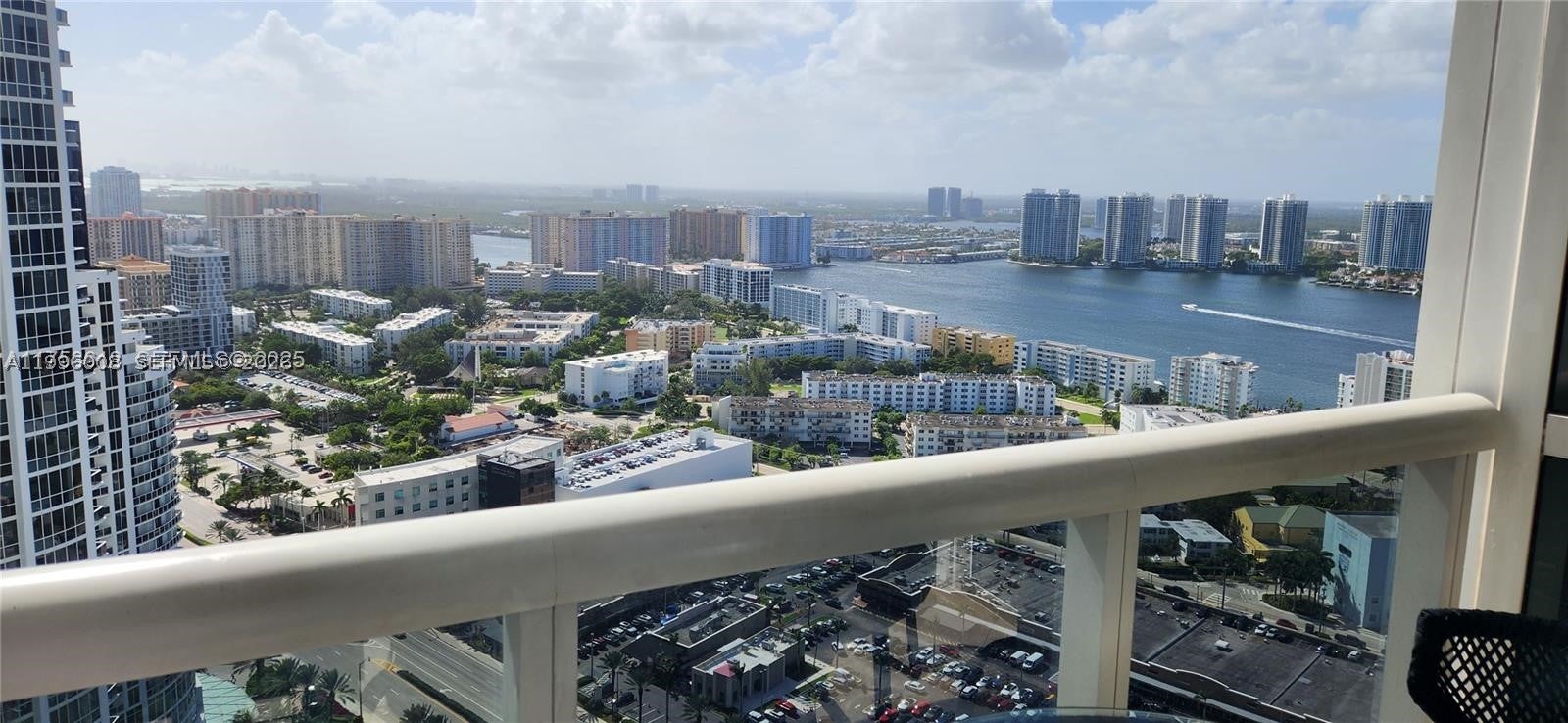 18201 Collins Ave 4305