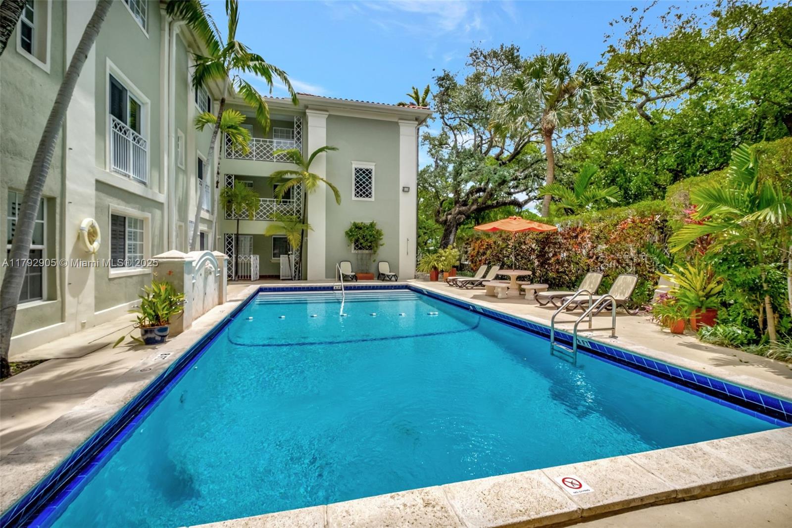 45 Antilla Ave 1J