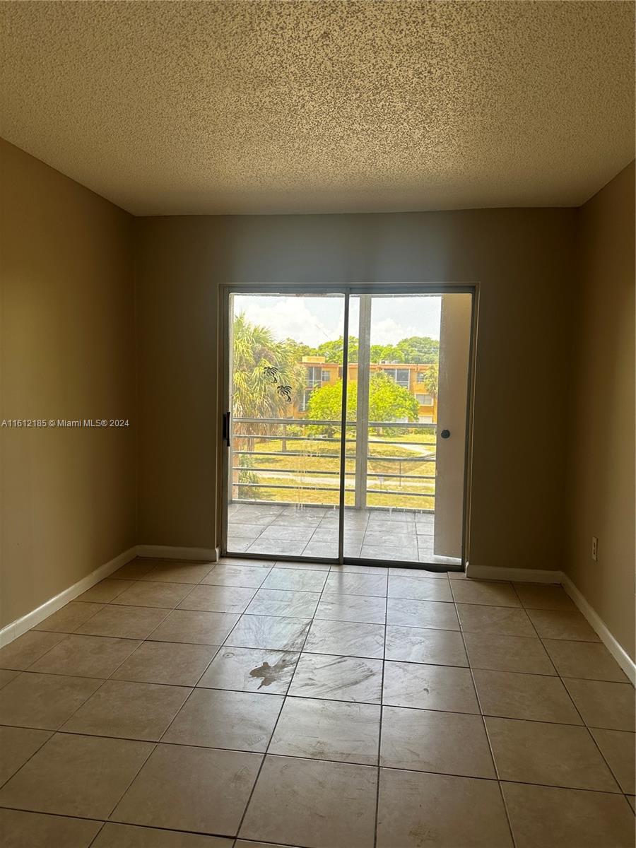 4324 NW 9th Ave 7-3A