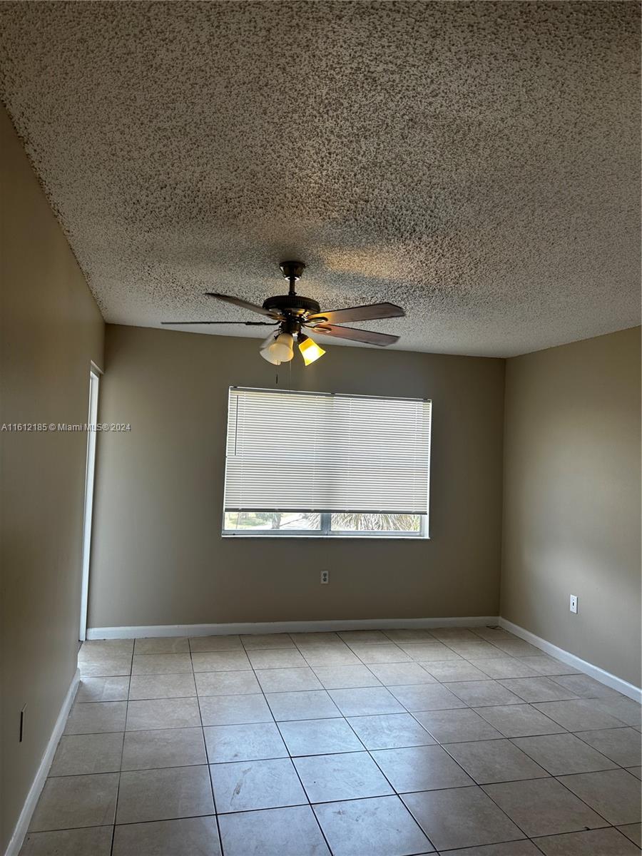 4324 NW 9th Ave 7-3A