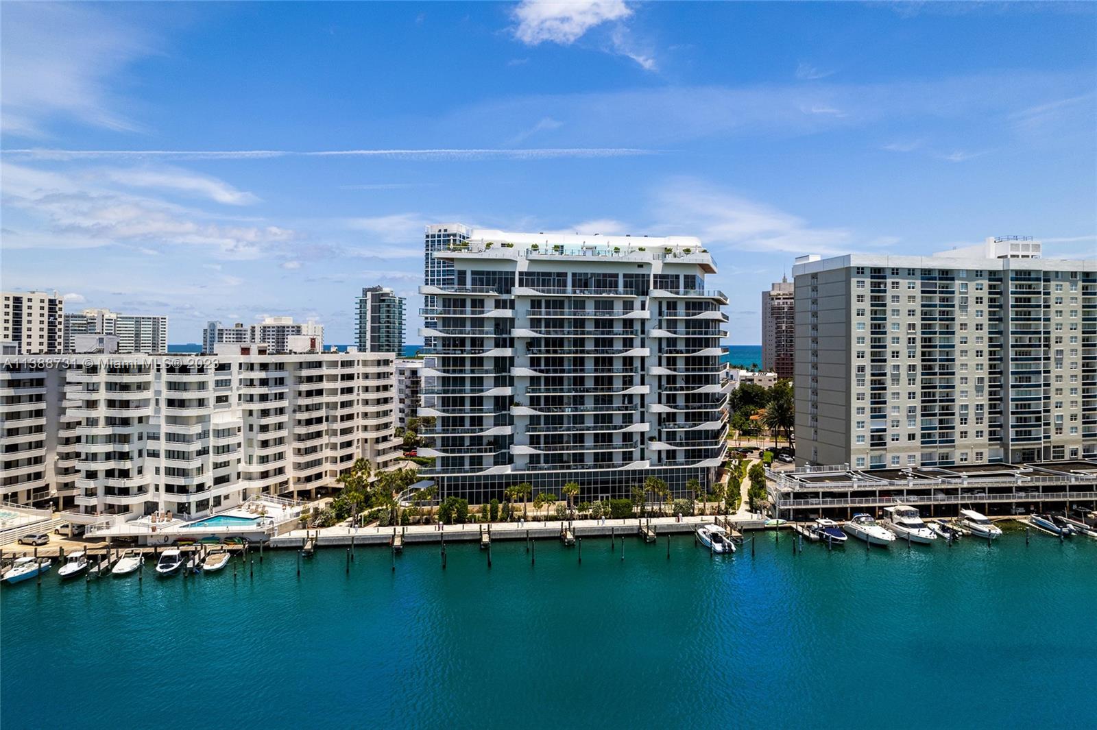 MONACO YACHT CLUB - Residential