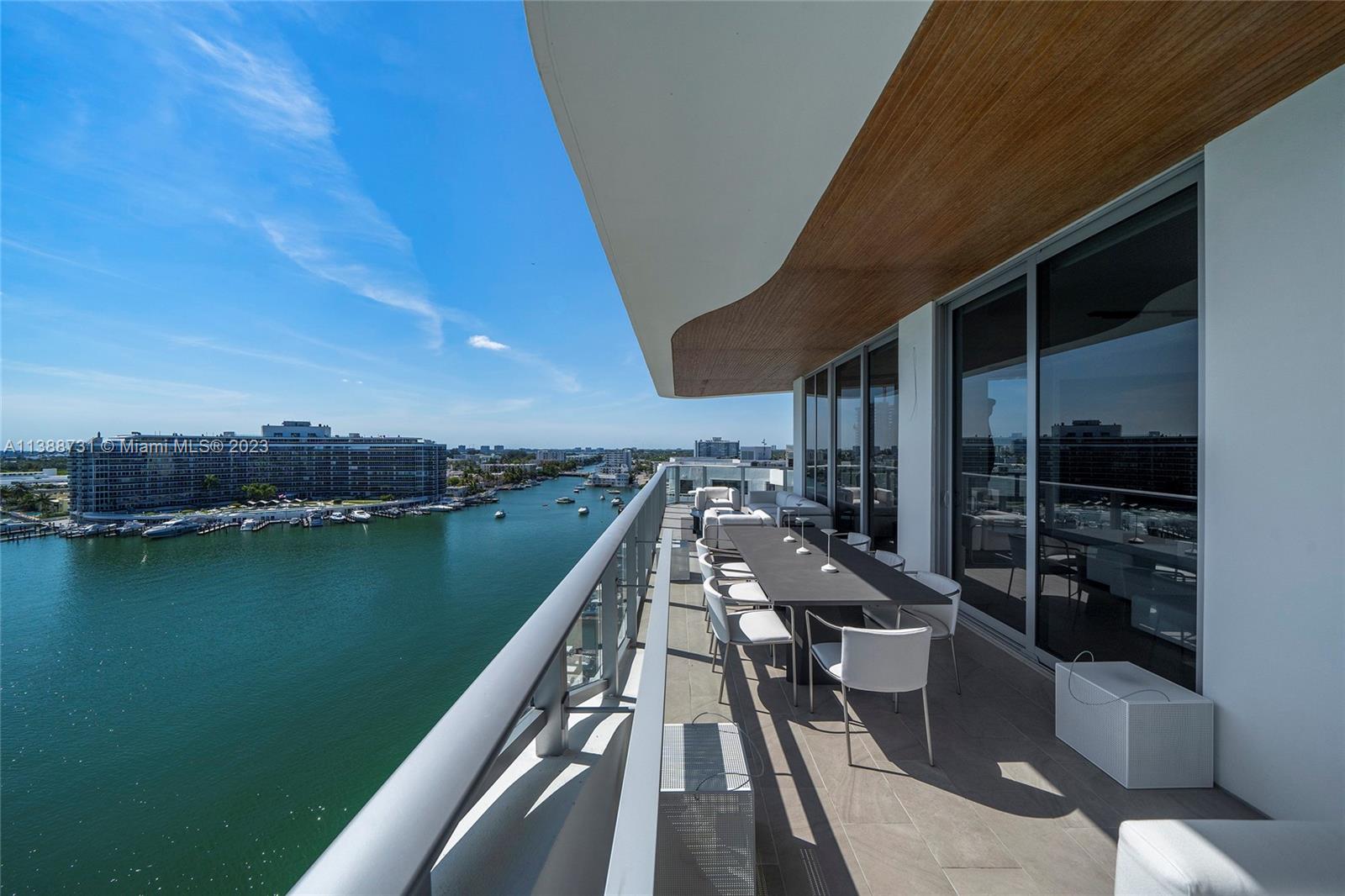MONACO YACHT CLUB - Residential
