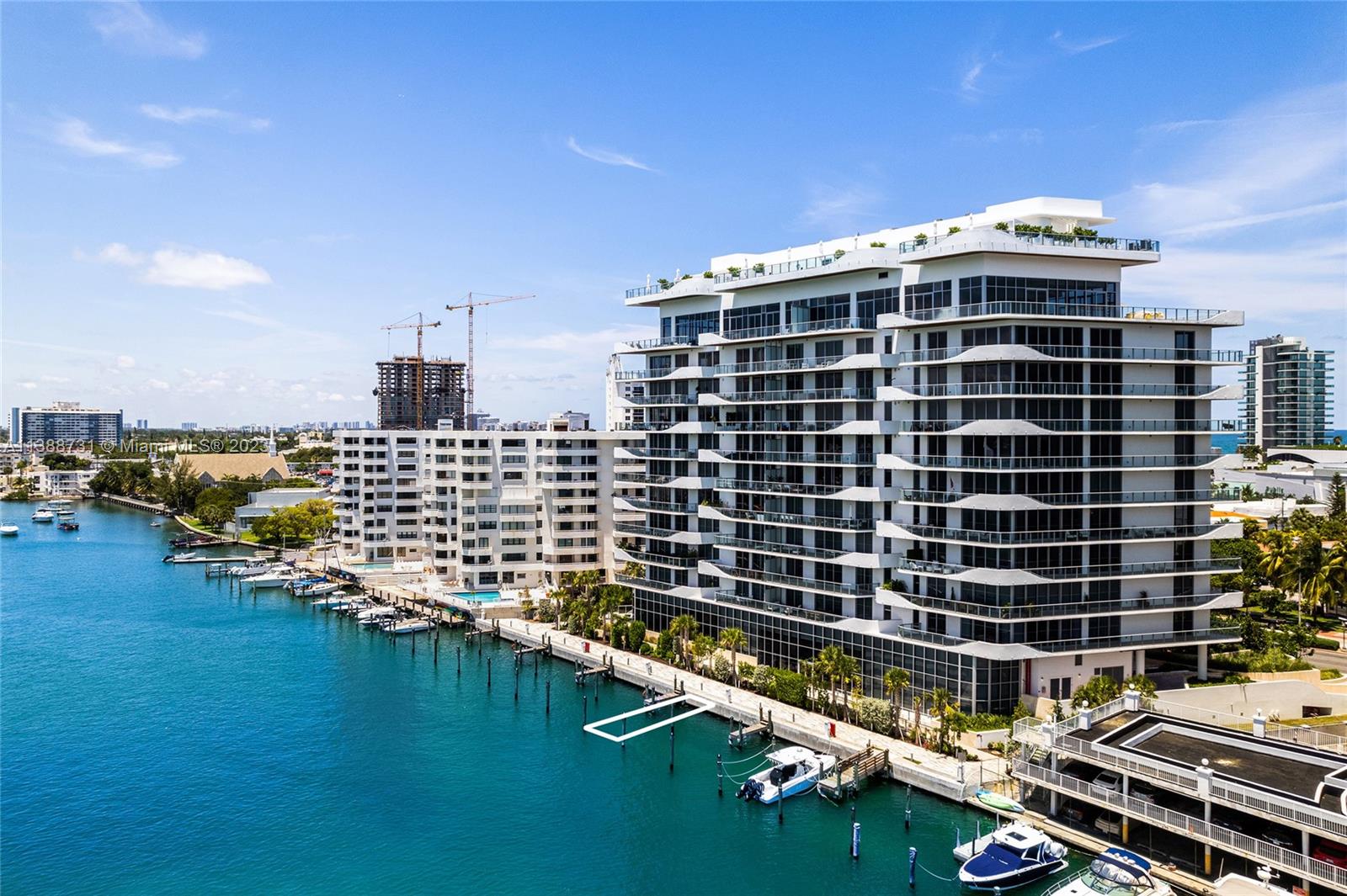 MONACO YACHT CLUB - Residential