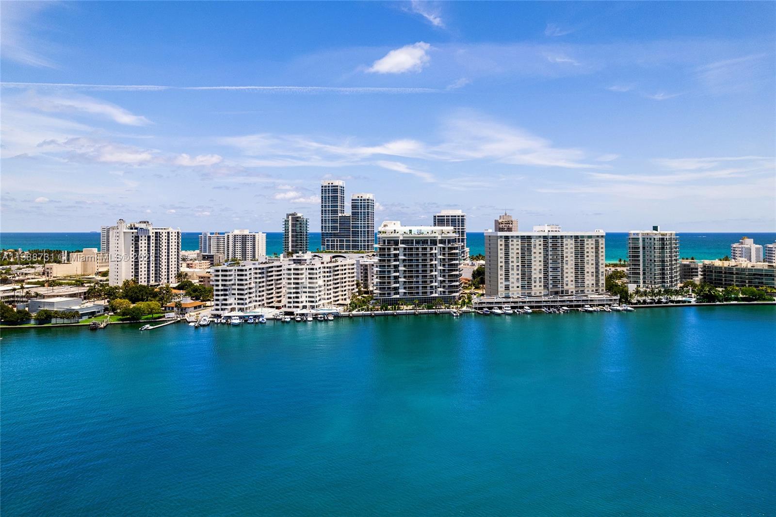 MONACO YACHT CLUB - Residential