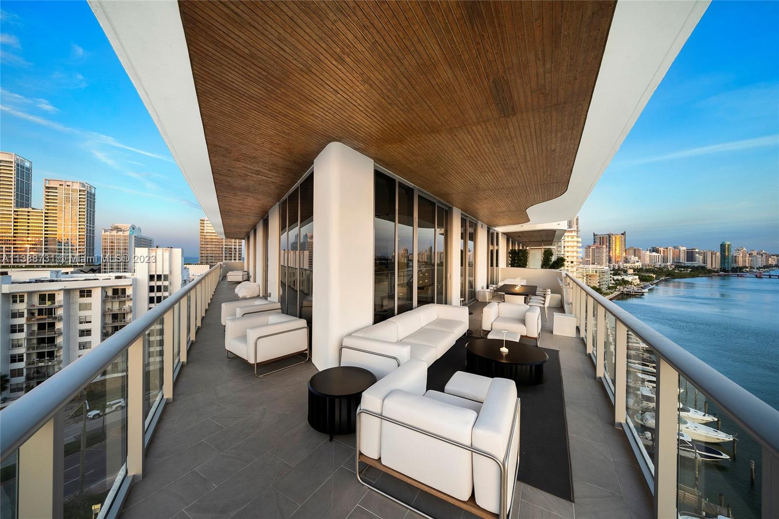 MONACO YACHT CLUB - Residential