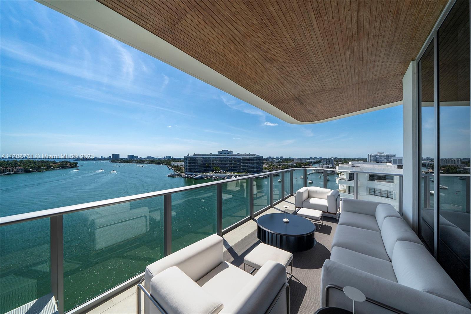 MONACO YACHT CLUB - Residential