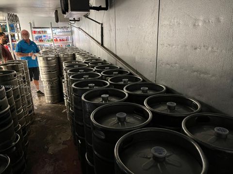 6827 Stirling Davie FL 33314