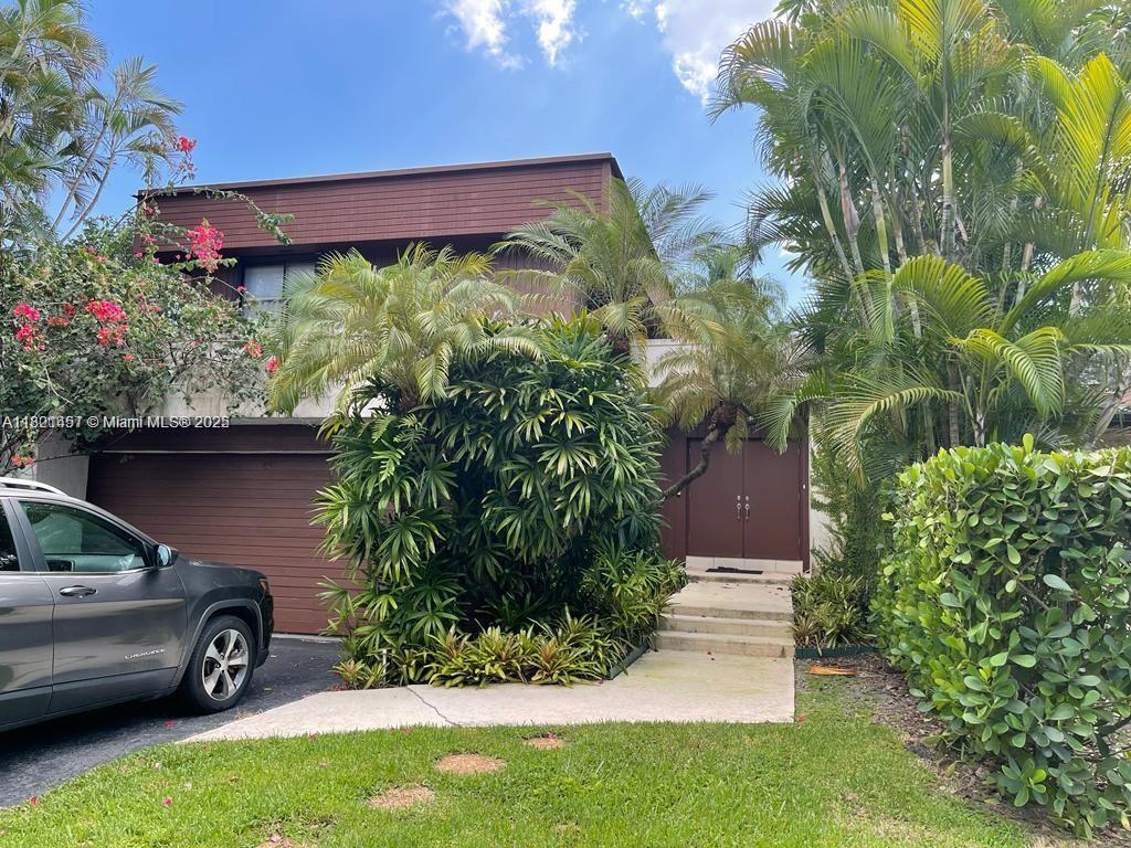11832 Sw 79th Ter, Miami, Broward County, Florida - 3 Bedrooms  
3 Bathrooms - 