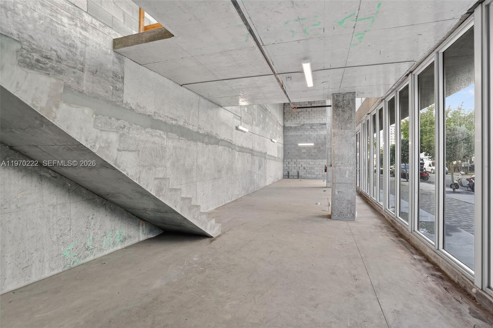 1110 NW 1 ST Commercial Unit