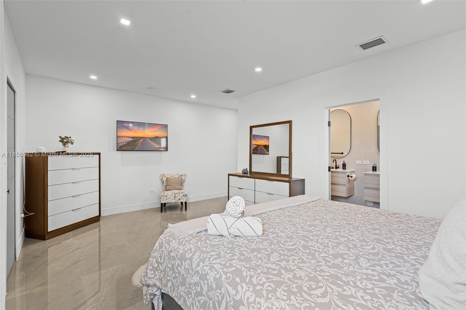 W D SANFORDS - Residential