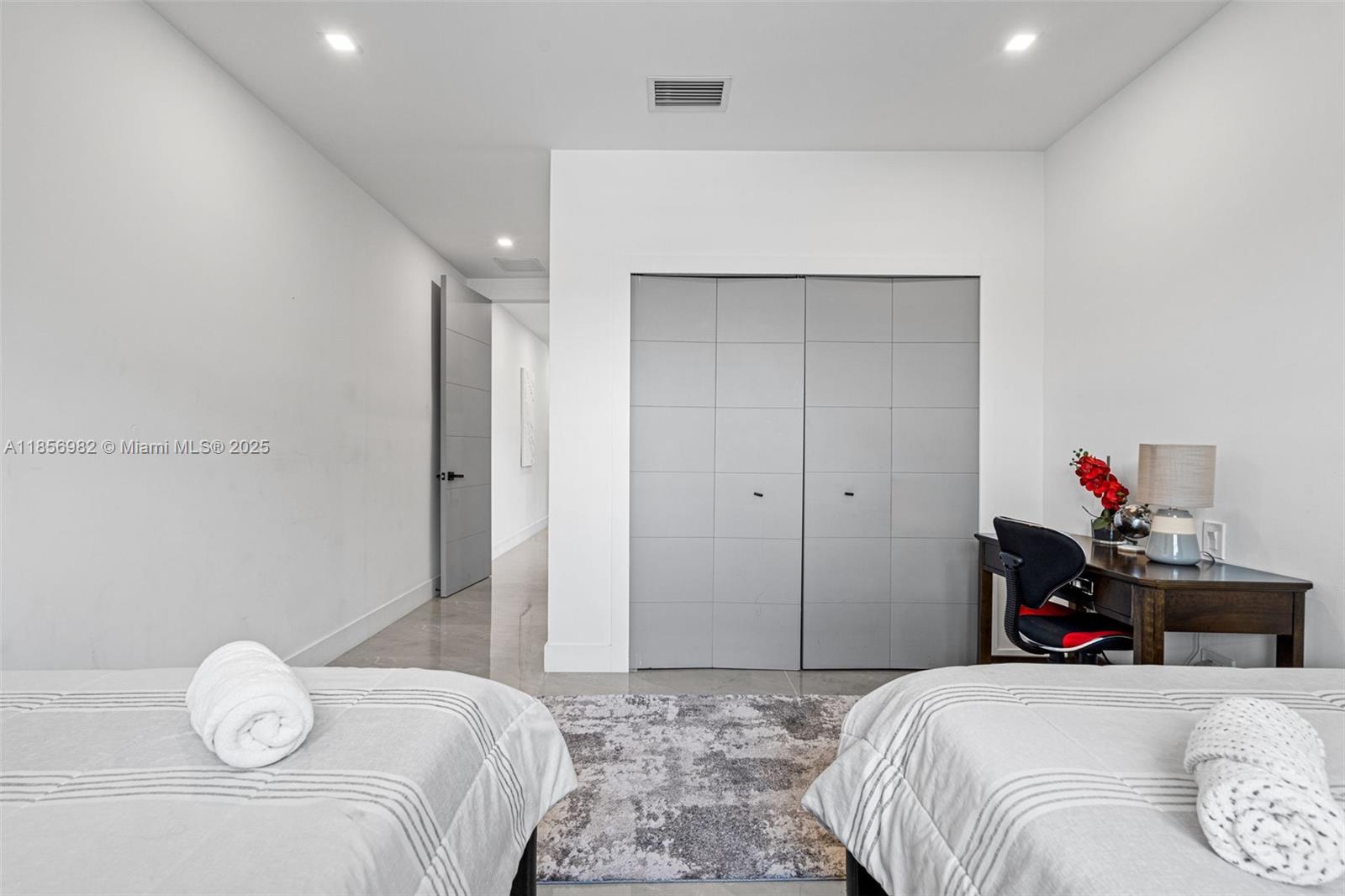 W D SANFORDS - Residential