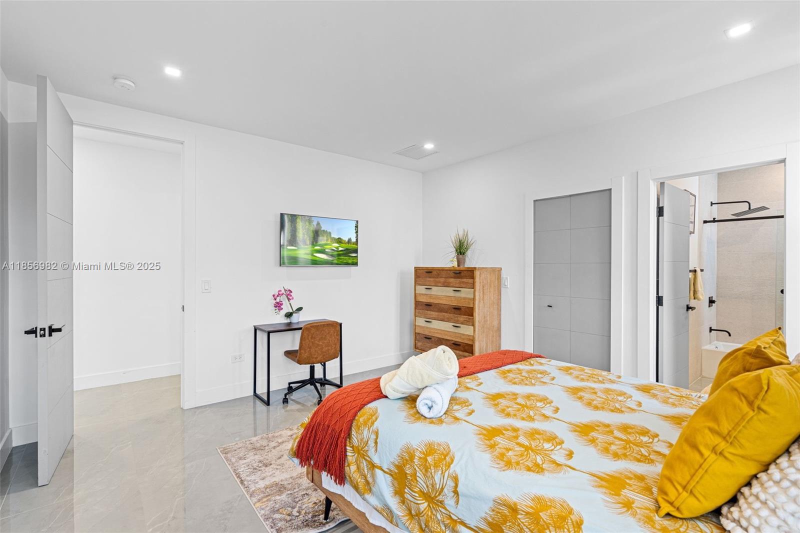 W D SANFORDS - Residential