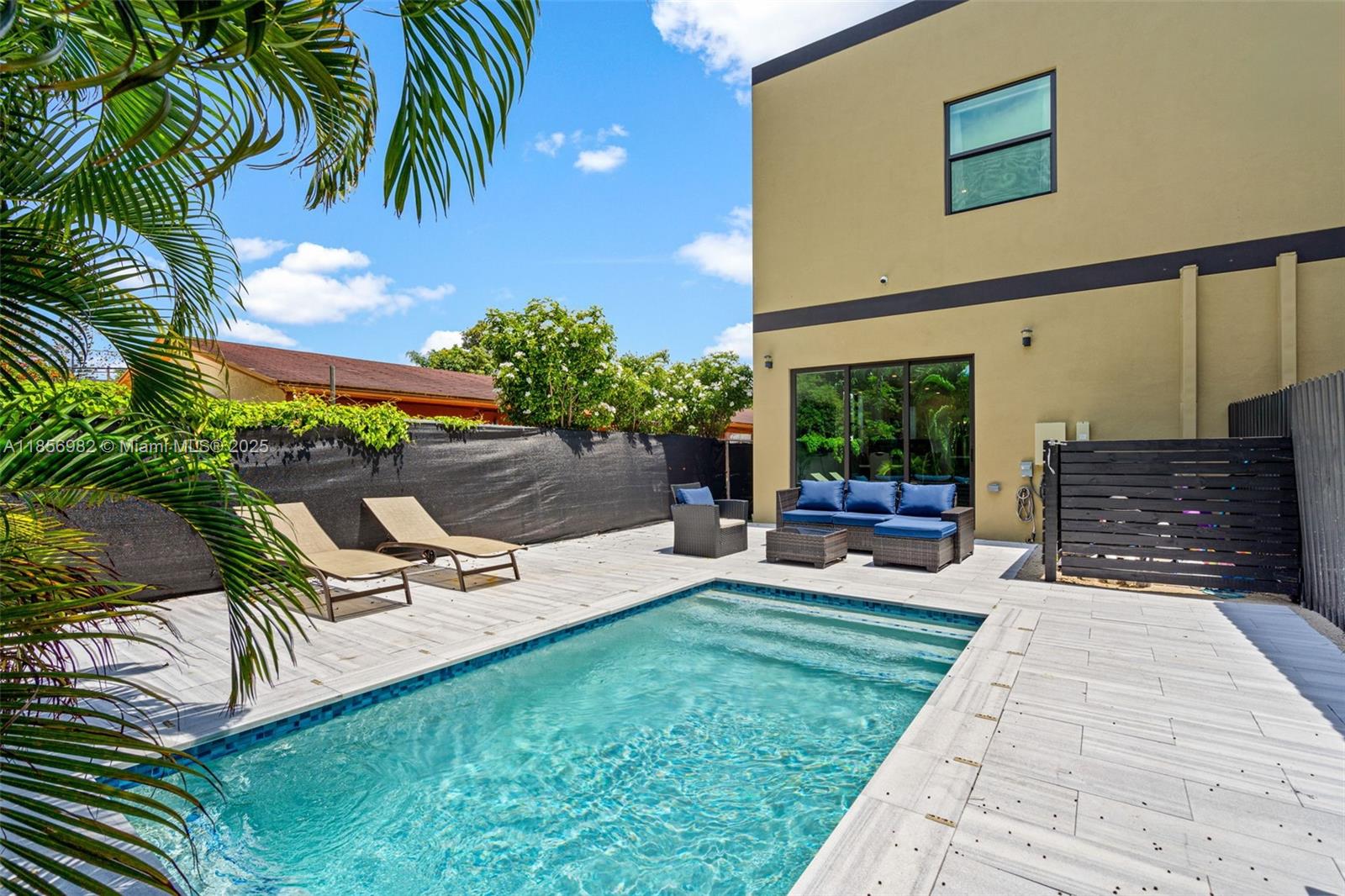 W D SANFORDS - Residential