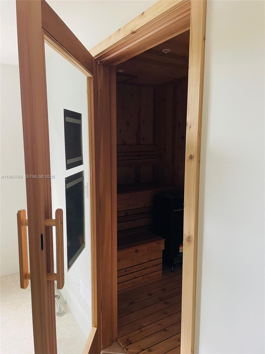 CLEARVIEW TOWERS CONDO - Residential