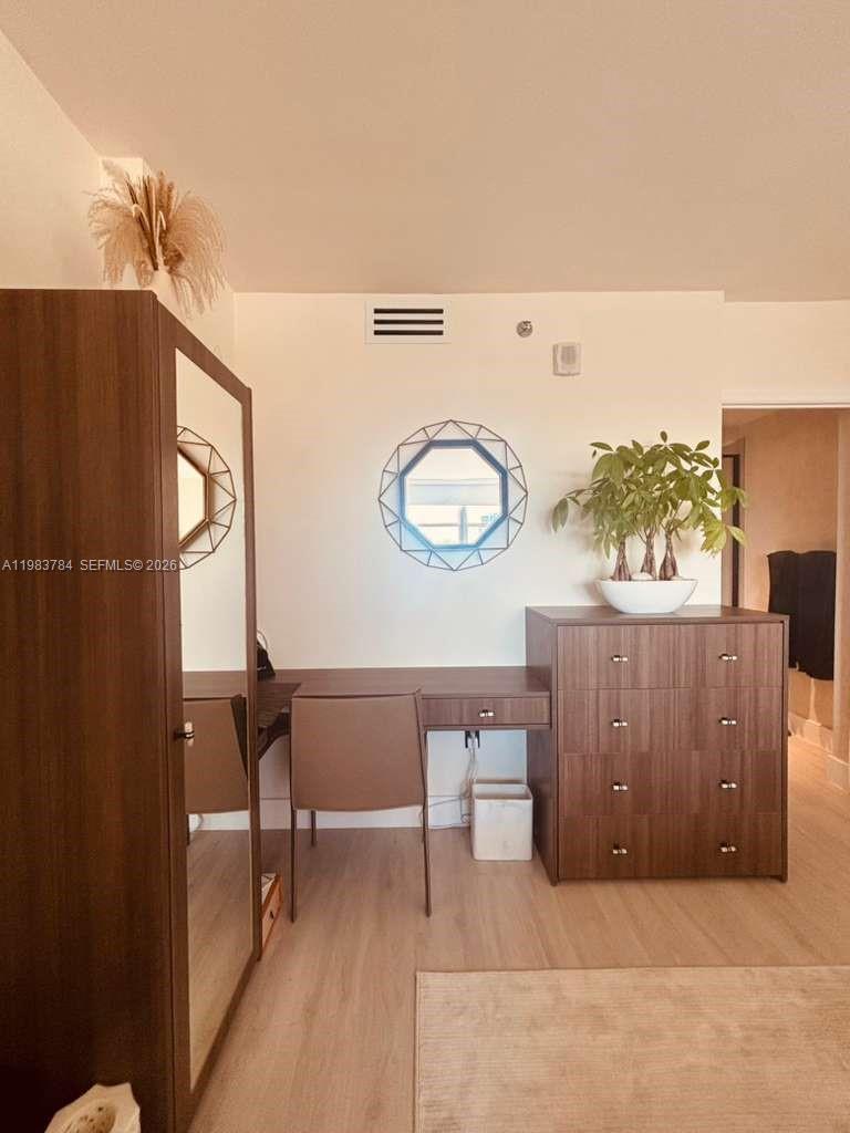 CLEARVIEW TOWERS CONDO - Residential