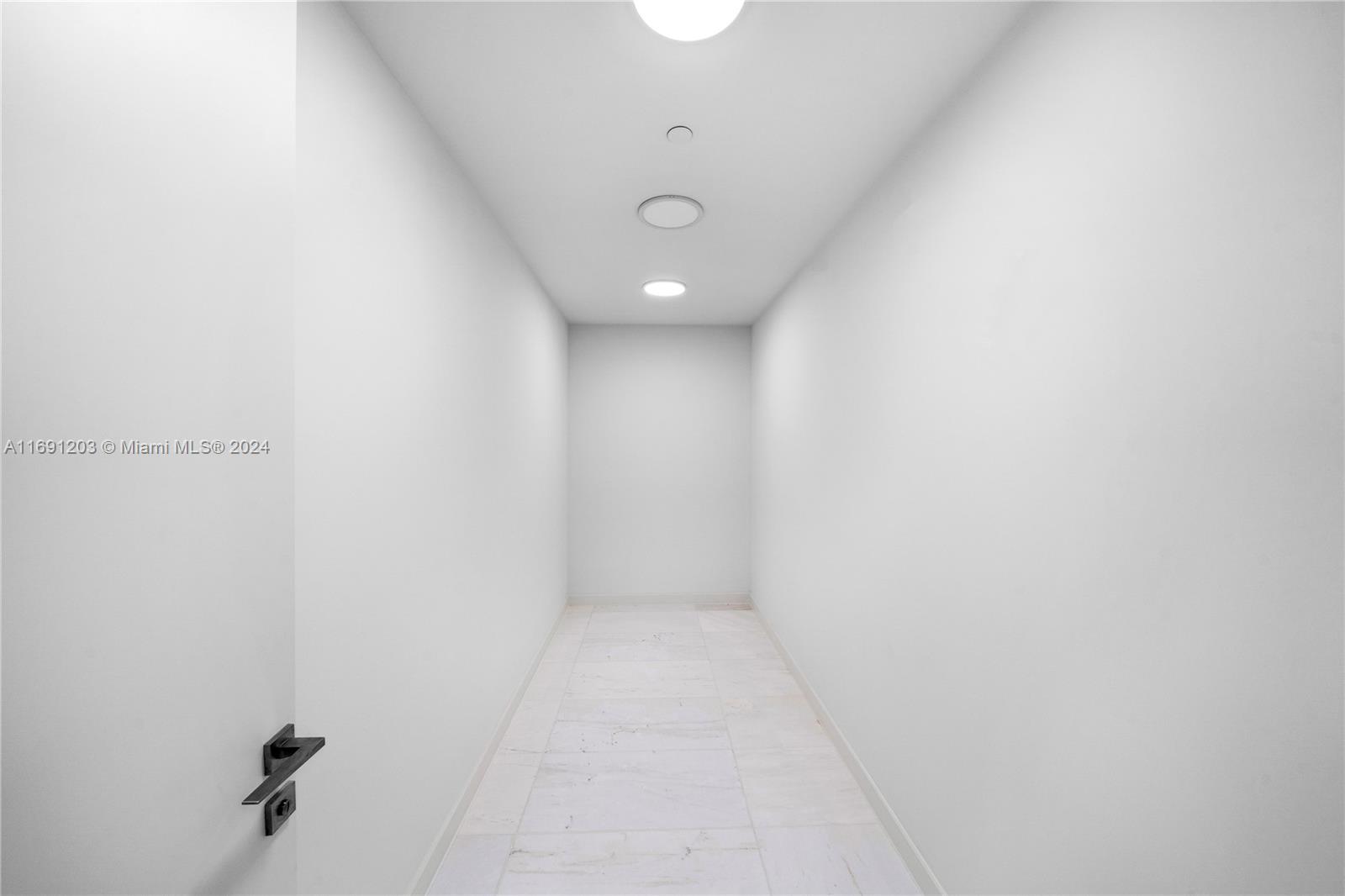 Aston Martin Residences - Residential