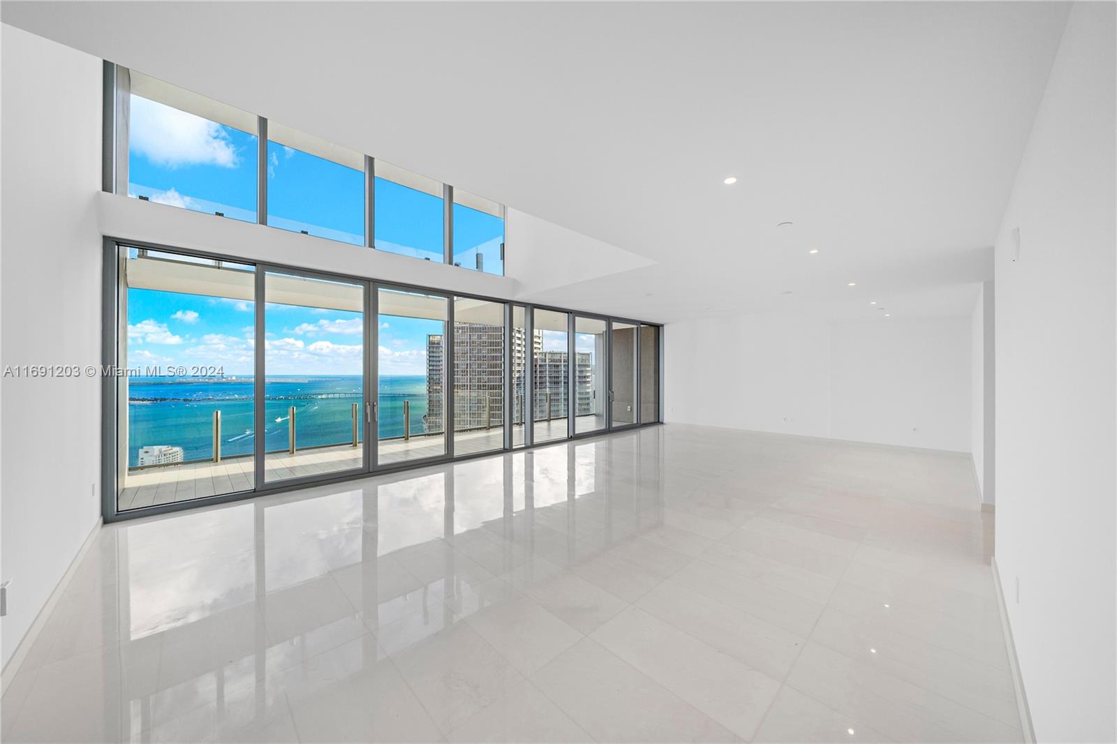 300 Biscayne Blvd Way 4802 Duplex