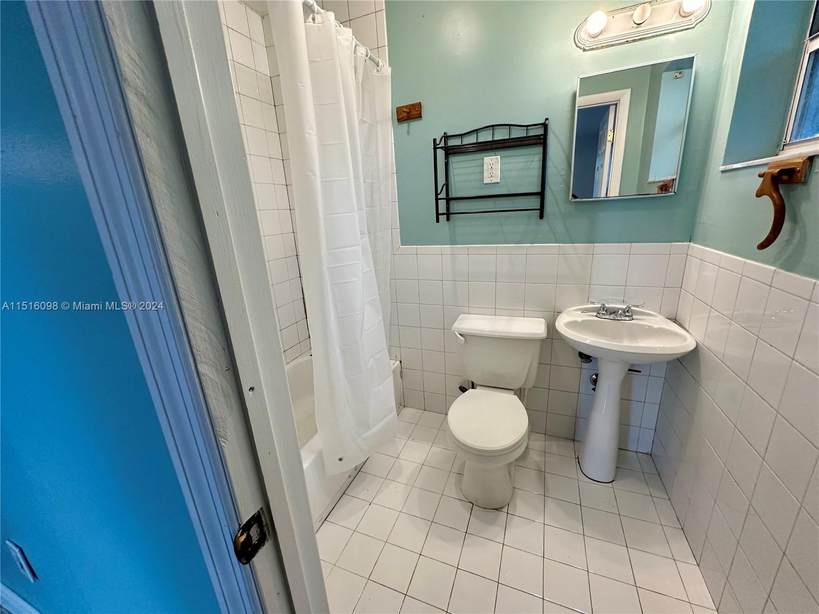 BELLEVUE BISCAYNE - Residential Lease