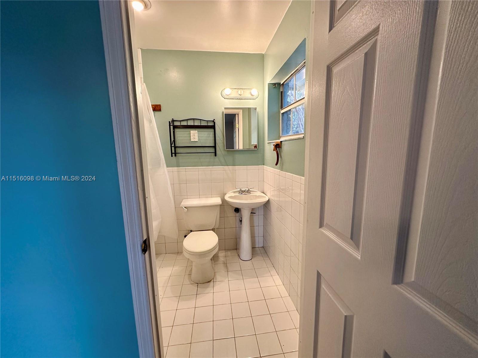 BELLEVUE BISCAYNE - Residential Lease
