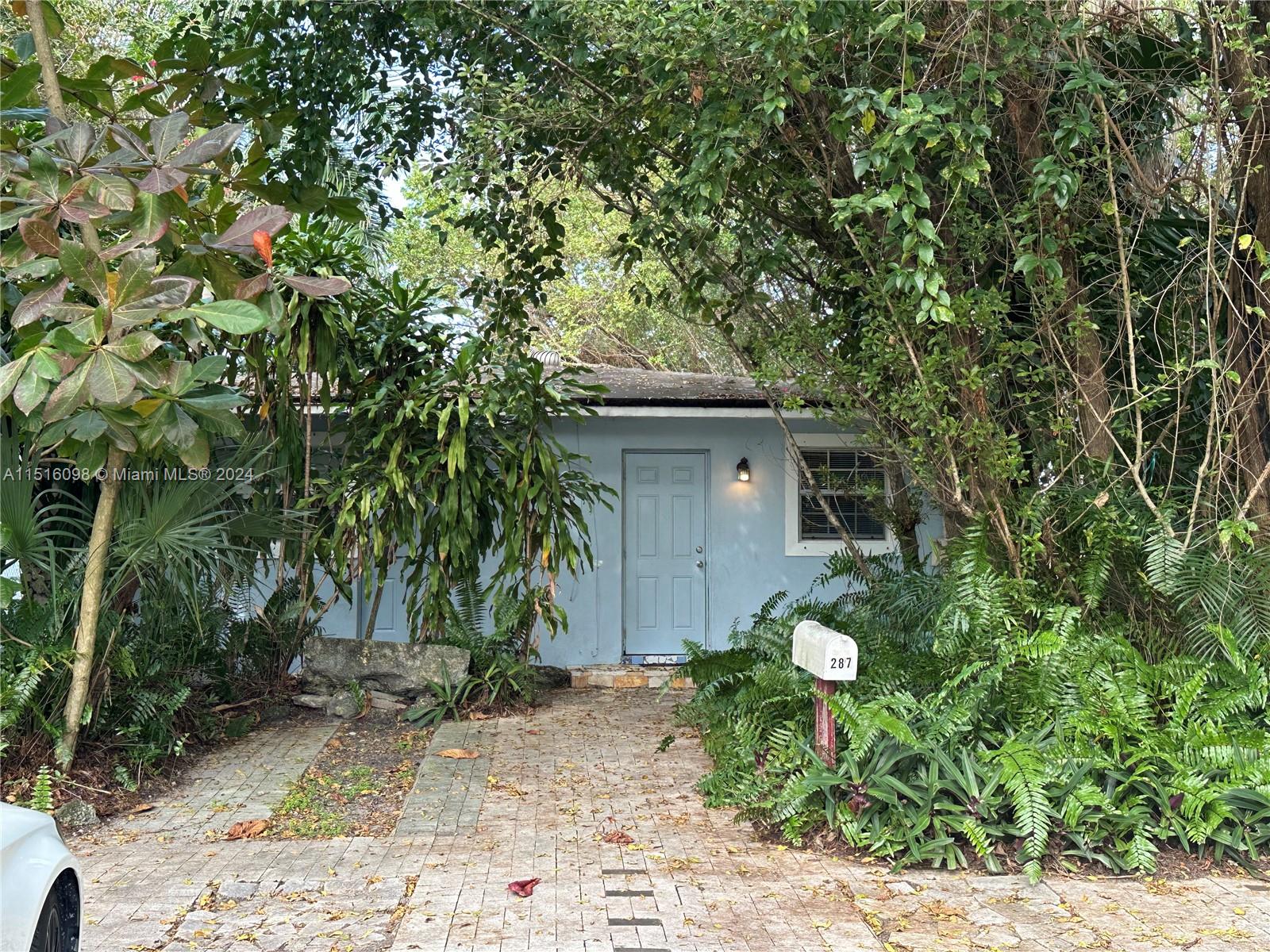 BELLEVUE BISCAYNE - Residential Lease