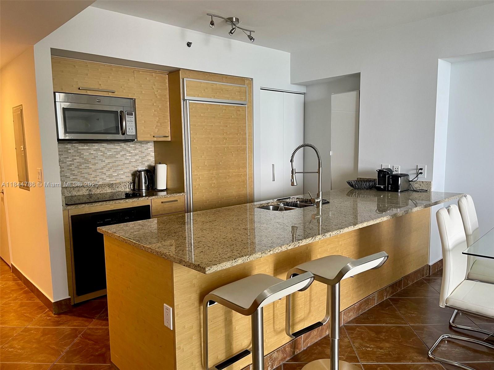 BEACH CLUB TWO CONDO - Residential Lease