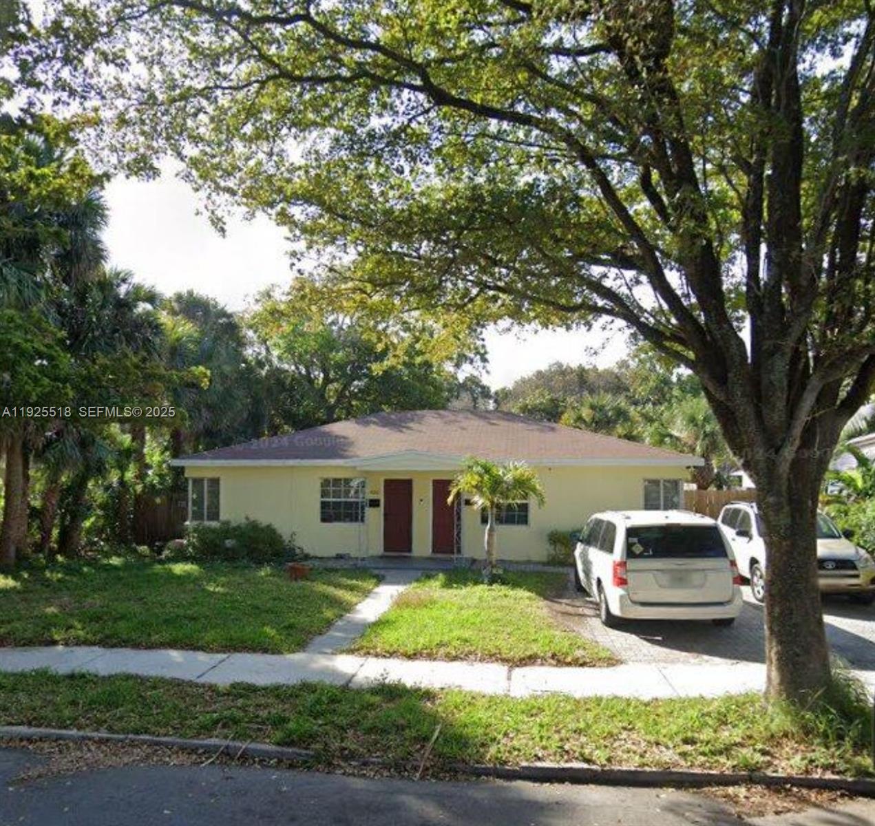 NORTH PALM BCH 3 - Residential Lease