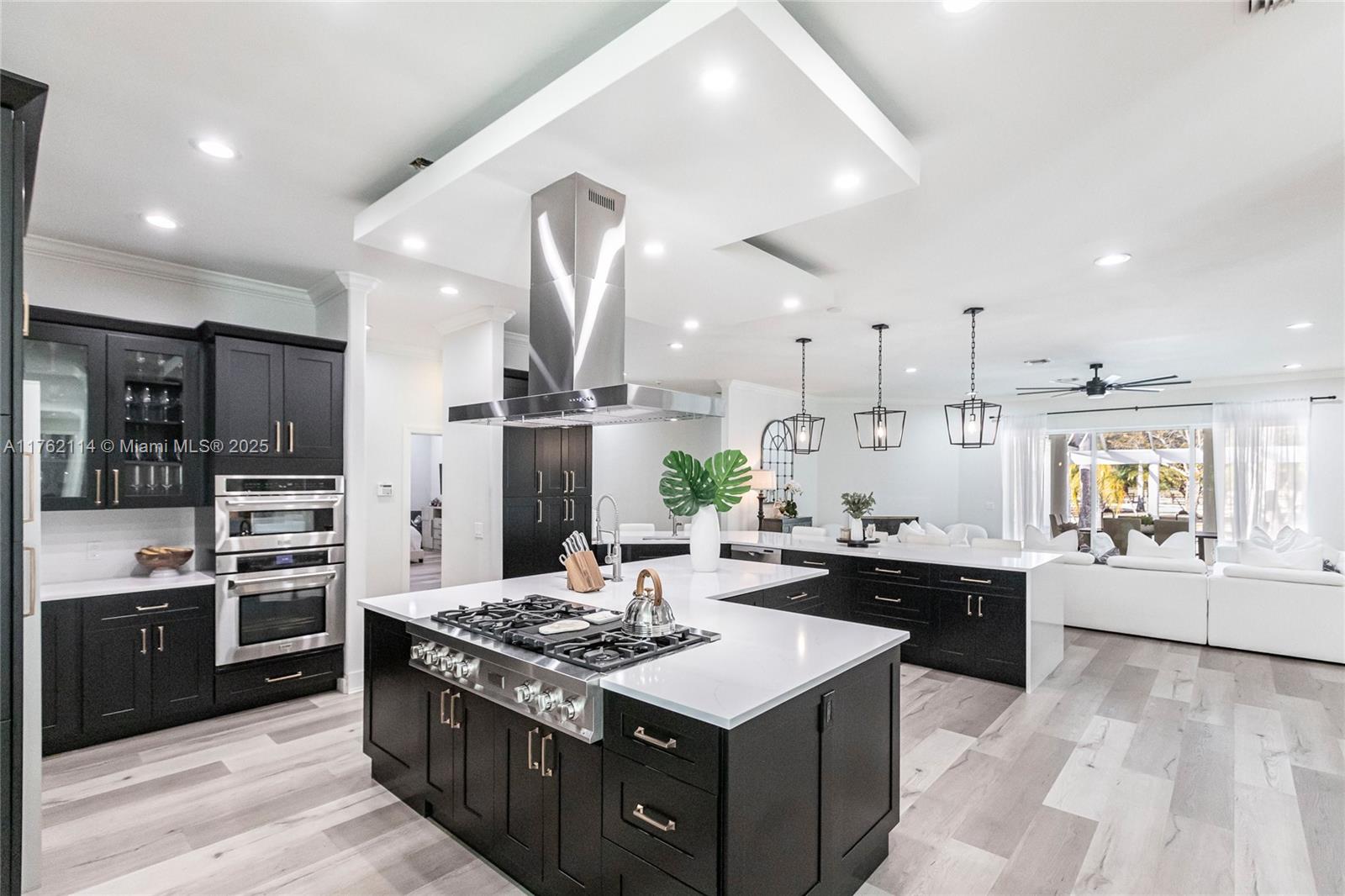 Property for Sale at 5791 Shady Oaks Ln, Naples, Collier County, Florida - Bedrooms: 6 
Bathrooms: 7  - $3,499,900