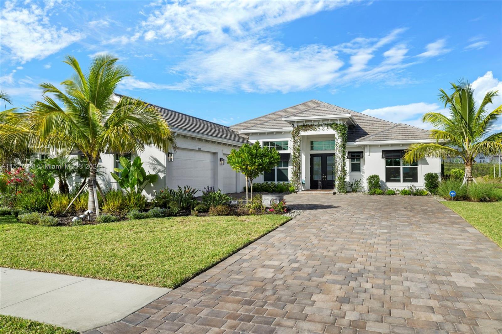18468 Wildblue Blvd Blvd, Fort Myers, Lee County, Florida - 4 Bedrooms  
4 Bathrooms - 