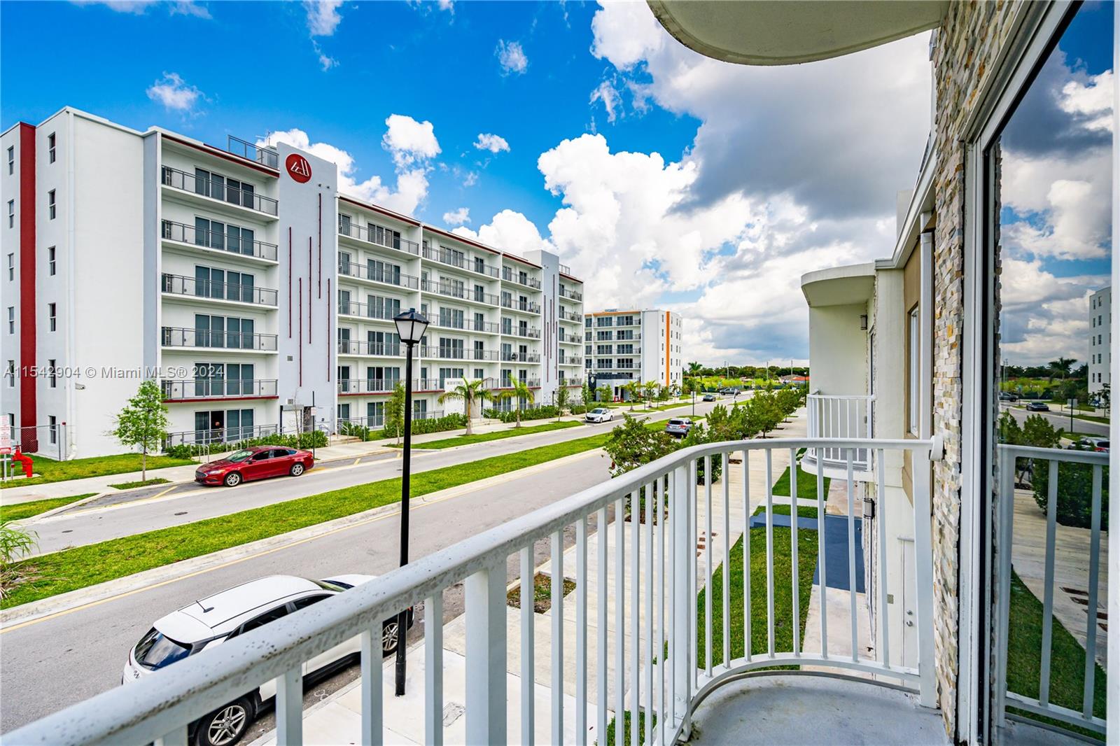 PARADISE GARDENS - Residential