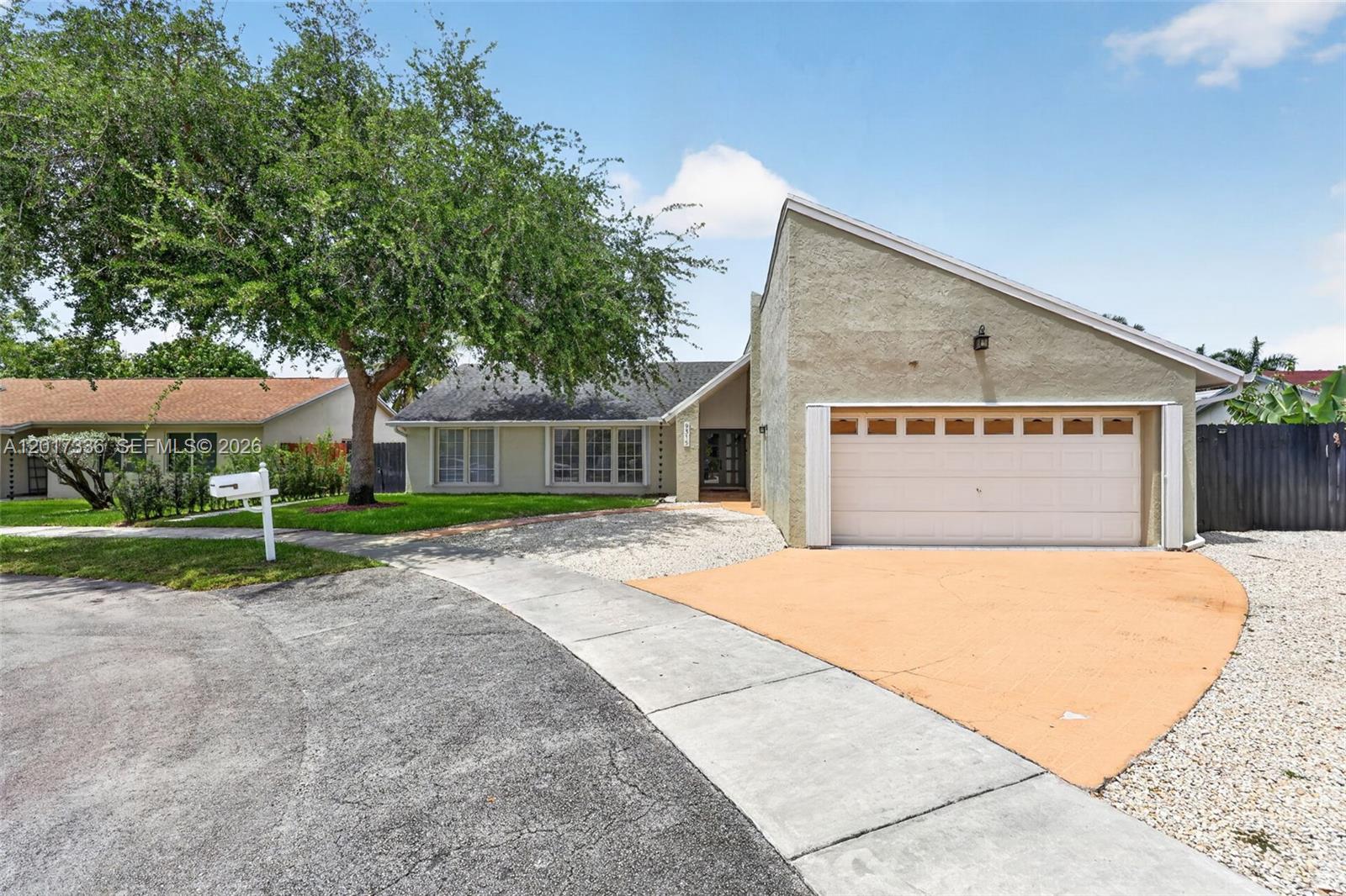 HARRIEL ESTATES - Residential