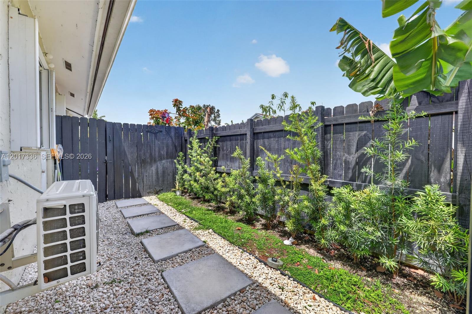 HARRIEL ESTATES - Residential