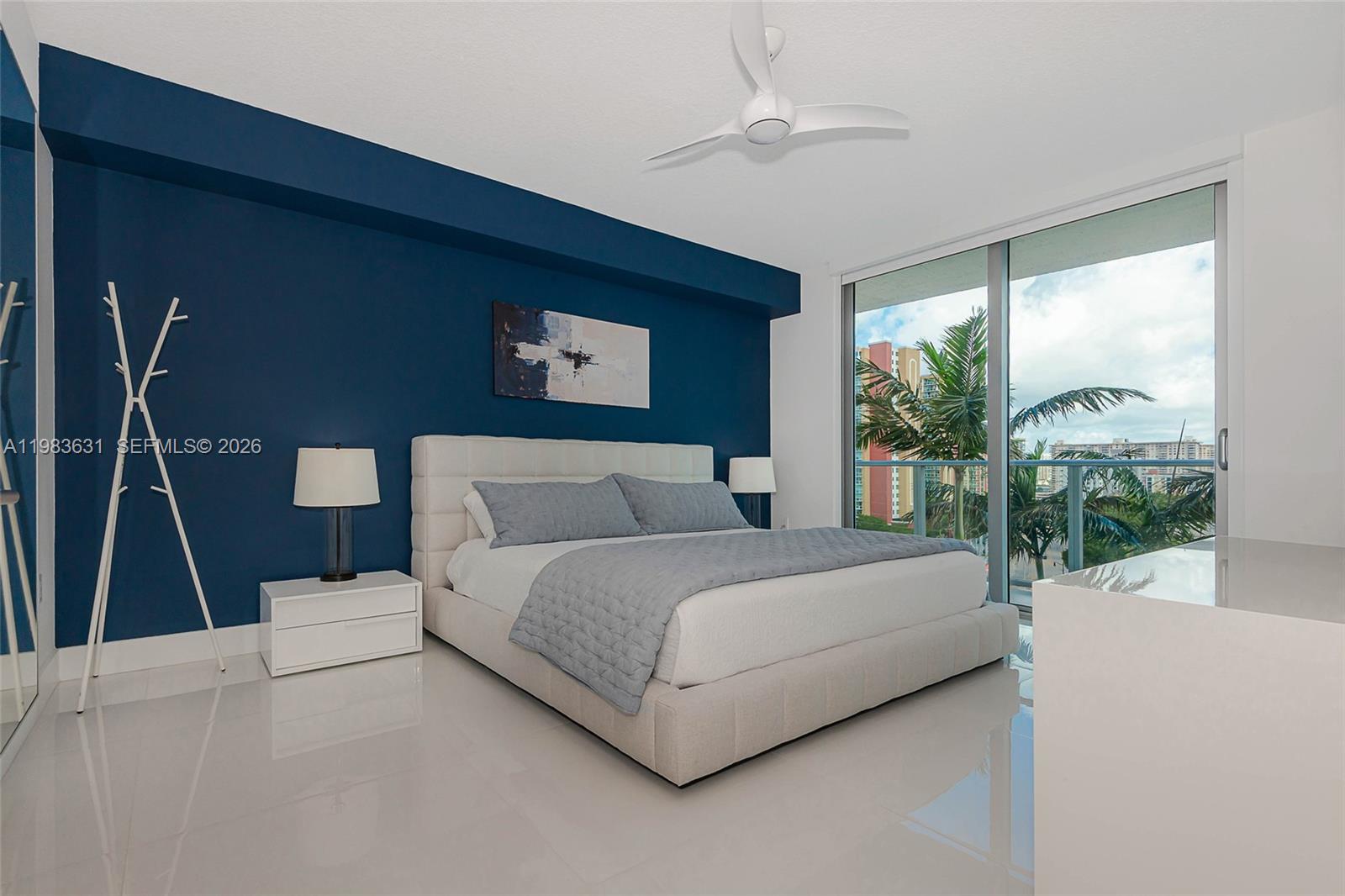 PARQUE TOWERS CONDO - Residential