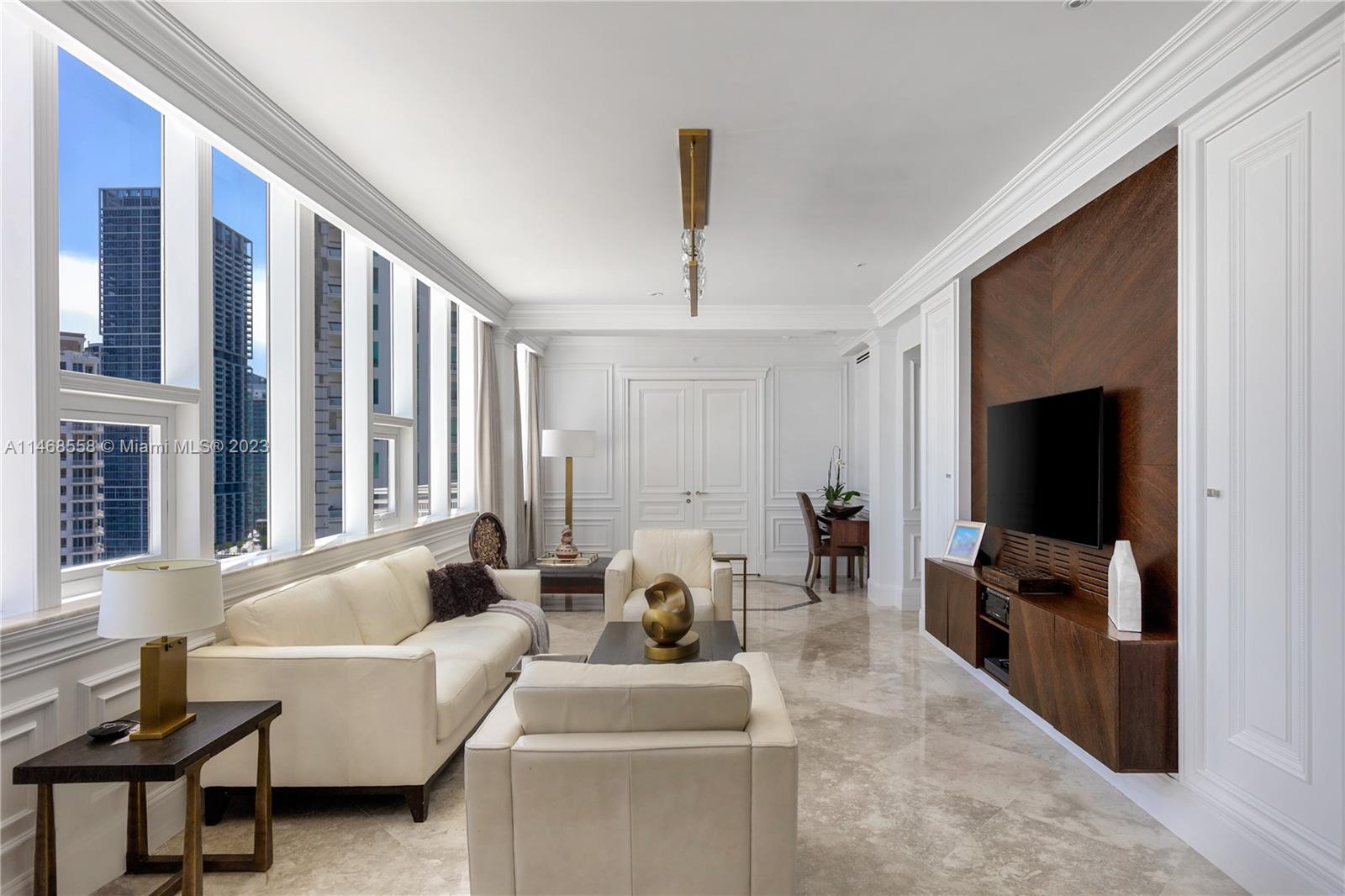 888 Brickell Key Dr 2801