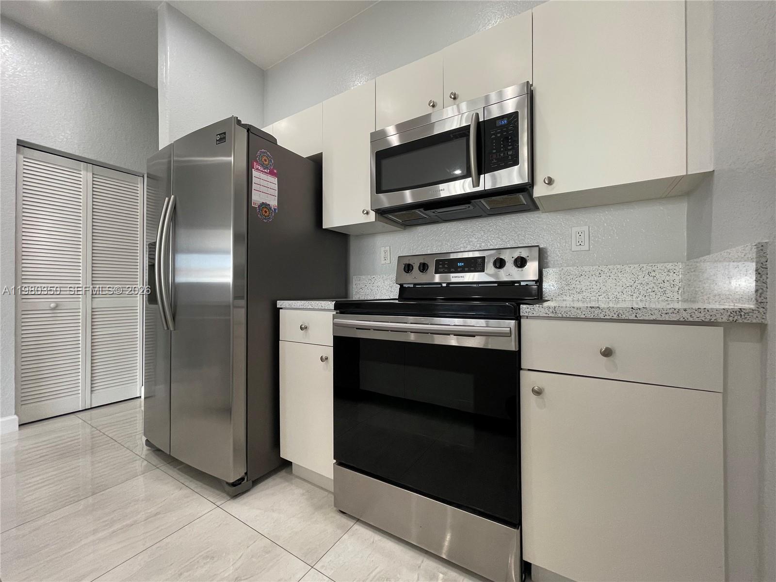 SPICEWOOD SUB - Residential Lease